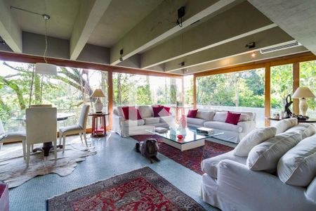 Sala de casa para alugar com 5 quartos, 600m² em Jardim Viana, São Paulo