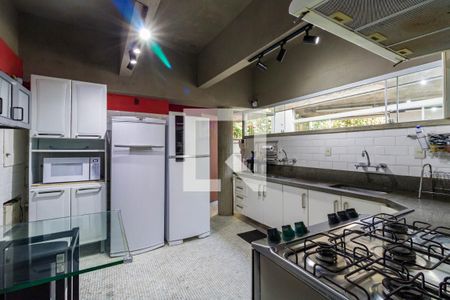 Casa para alugar com 600m², 5 quartos e 6 vagasCozinha