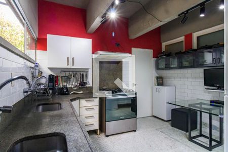 Casa para alugar com 600m², 5 quartos e 6 vagasCozinha