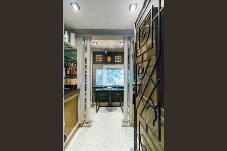 Casa para alugar com 600m², 5 quartos e 6 vagasCozinha