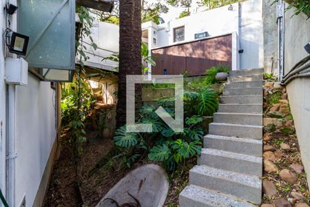 Casa para alugar com 600m², 5 quartos e 6 vagasÁrea Externa