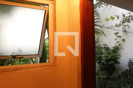 Casa à venda com 200m², 3 quartos e 3 vagasLavabo 2