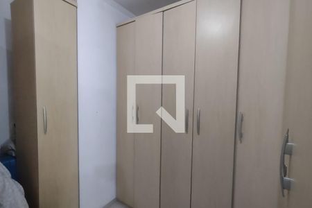Casa à venda com 200m², 3 quartos e 3 vagas Casa à venda com 200m², 3 quartos e 3 vagasCloset da suíte 1