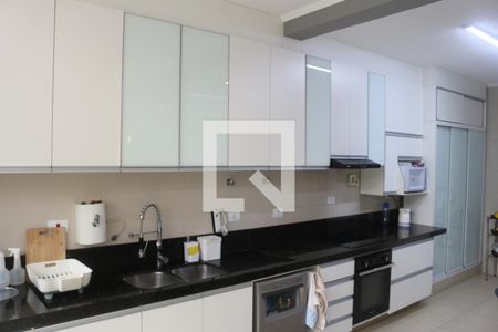 Casa à venda com 200m², 3 quartos e 3 vagasCozinha