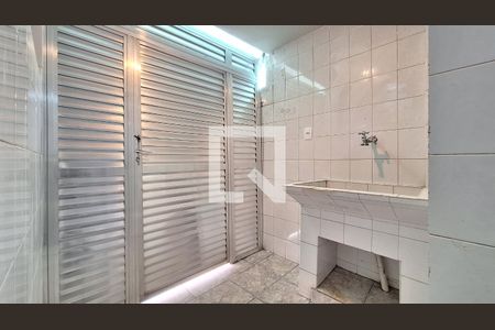 Apartamento para alugar com 57m², 2 quartos e sem vagaÁrea de Serviço