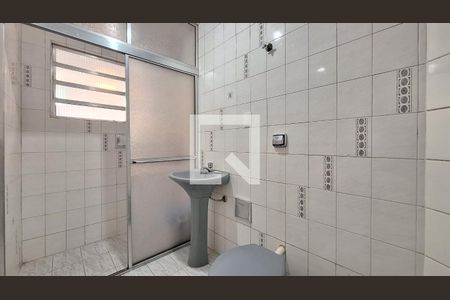 Apartamento para alugar com 57m², 2 quartos e sem vagaBanheiro