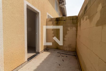 Casa para alugar com 51m², 2 quartos e 1 vagaÁrea de Serviço