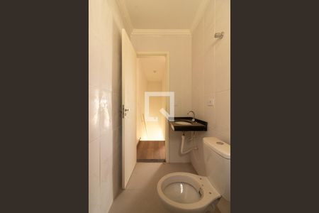 Casa para alugar com 51m², 2 quartos e 1 vagaBanheiro Corredor