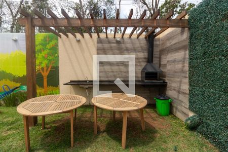 Casa para alugar com 51m², 2 quartos e 1 vagaÁrea comum - Churrasqueira