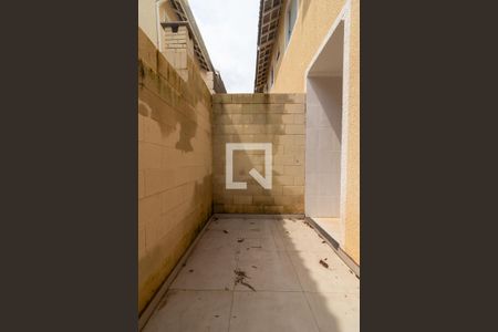 Casa para alugar com 51m², 2 quartos e 1 vagaÁrea de Serviço