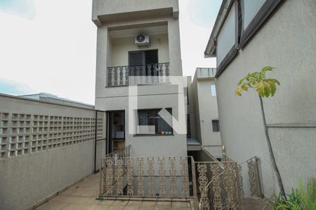 Casa à venda com 271m², 3 quartos e 3 vagas Casa à venda com 271m², 3 quartos e 3 vagasTerraço