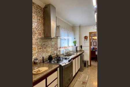 Apartamento à venda com 200m², 4 quartos e 4 vagasFoto 08