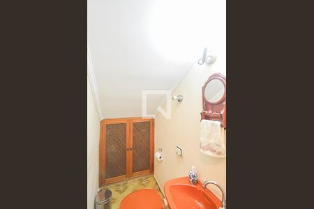 Casa à venda com 148m², 3 quartos e 2 vagasLavabo