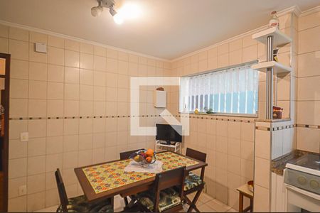 Casa à venda com 148m², 3 quartos e 2 vagasCozinha