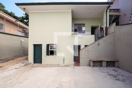 Casa para alugar com 286m², 2 quartos e 5 vagasQuintal