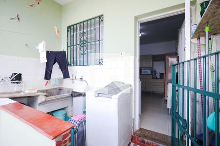 Casa para alugar com 286m², 2 quartos e 5 vagasÁrea de Serviço