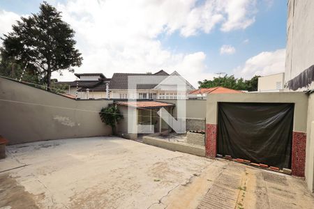 Casa para alugar com 286m², 2 quartos e 5 vagasQuintal