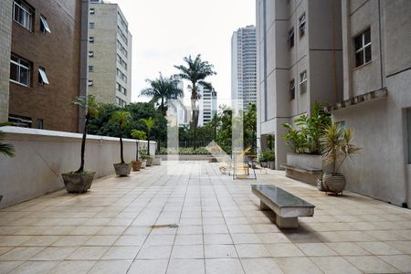 Apartamento para alugar com 58m², 1 quarto e 1 vaga Apartamento para alugar com 58m², 1 quarto e 1 vagaÁrea comum - Playground