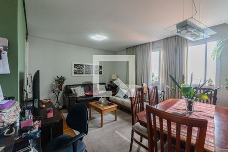 Apartamento à venda com 70m², 2 quartos e 1 vagaSala