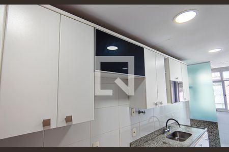 Apartamento à venda com 169m², 2 quartos e 2 vagasCozinha