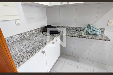 Apartamento à venda com 169m², 2 quartos e 2 vagasCozinha
