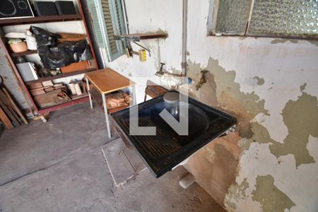 Casa à venda com 110m², 3 quartos e 2 vagasÁrea de Serviço