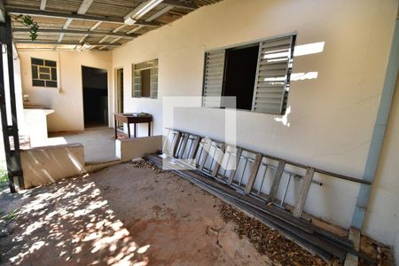 Casa à venda com 110m², 3 quartos e 2 vagasCasa 2 - Área de Serviço