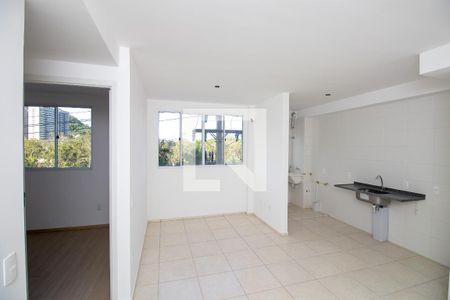 Sala de apartamento à venda com 2 quartos, 42m² em Barra Olímpica, Rio de Janeiro