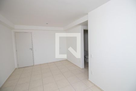 Sala de apartamento à venda com 2 quartos, 42m² em Barra Olímpica, Rio de Janeiro