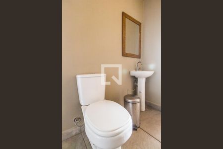 Casa de condomínio à venda com 324m², 3 quartos e 3 vagasBanheiro