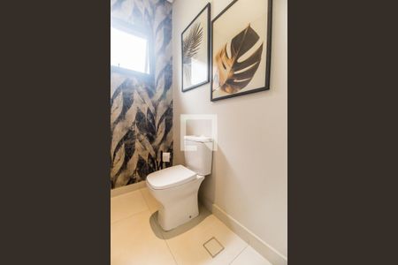 Casa de condomínio à venda com 324m², 3 quartos e 3 vagasLavabo