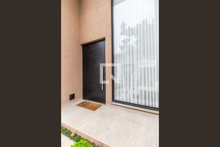 Casa de condomínio à venda com 324m², 3 quartos e 3 vagasEntrada