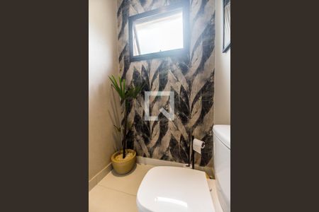 Casa de condomínio à venda com 324m², 3 quartos e 3 vagasLavabo