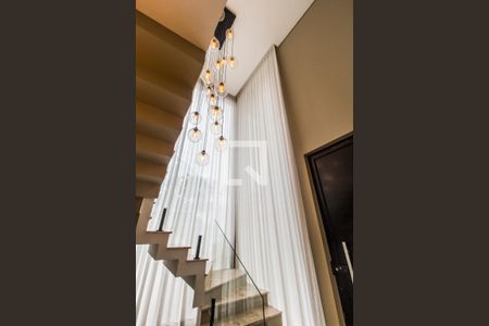 Casa de condomínio à venda com 324m², 3 quartos e 3 vagasDetalhe