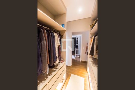 Casa de condomínio à venda com 324m², 3 quartos e 3 vagasCloset da suíte 1