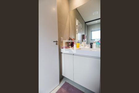 Casa de condomínio à venda com 324m², 3 quartos e 3 vagasBanheiro da Suíte 2