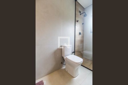 Casa de condomínio à venda com 324m², 3 quartos e 3 vagasBanheiro da Suíte 2