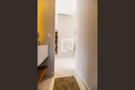 Casa de condomínio à venda com 324m², 3 quartos e 3 vagasLavabo