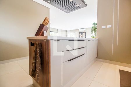 Casa de condomínio à venda com 324m², 3 quartos e 3 vagasCozinha