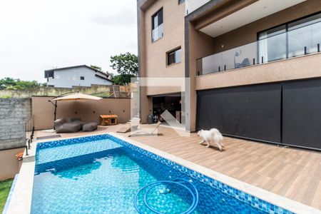 Casa de condomínio à venda com 324m², 3 quartos e 3 vagasPiscina