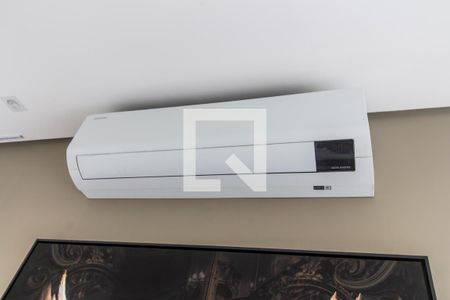 Casa de condomínio à venda com 324m², 3 quartos e 3 vagasDetalhe Sala