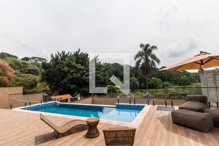 Casa de condomínio à venda com 324m², 3 quartos e 3 vagasVista