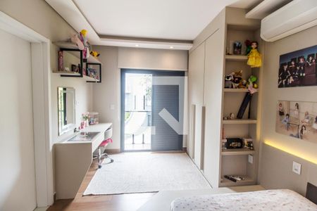 Casa de condomínio à venda com 324m², 3 quartos e 3 vagasSuíte 2