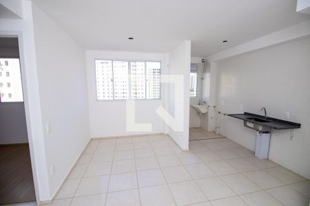 Sala de apartamento à venda com 2 quartos, 44m² em Barra Olímpica, Rio de Janeiro