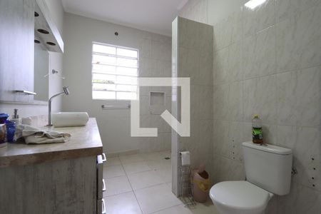 Casa à venda com 350m², 3 quartos e 1 vagaBanheiro