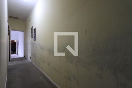 Casa à venda com 350m², 3 quartos e 1 vagaCorredor