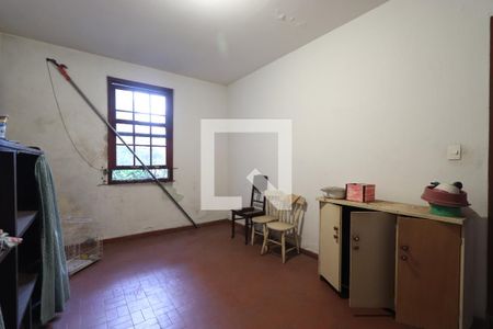 Casa à venda com 350m², 3 quartos e 1 vagaQuarto de Serviço 1