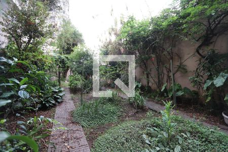 Casa à venda com 350m², 3 quartos e 1 vagaQuintal ajardinado