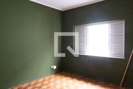 Casa à venda com 350m², 3 quartos e 4 vagasSUITE