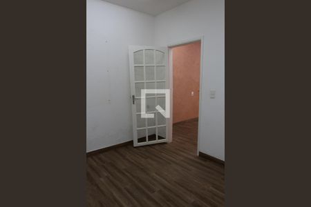 Casa à venda com 350m², 3 quartos e 4 vagasQUARTO EDÍCULA